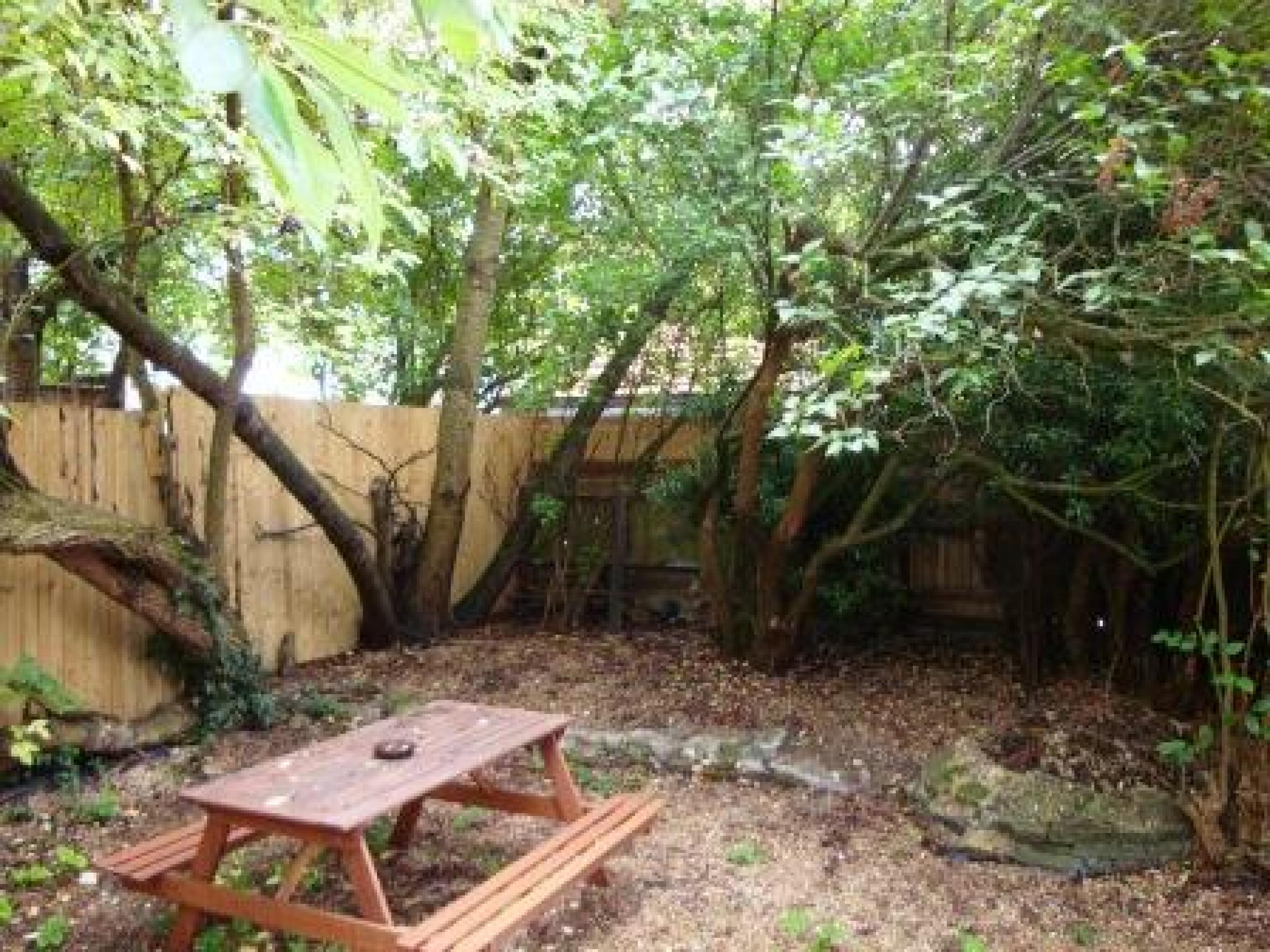 			2 Bedroom, 1 bath, 1 reception Flat			 Hendale Avenue, HENDON NW4